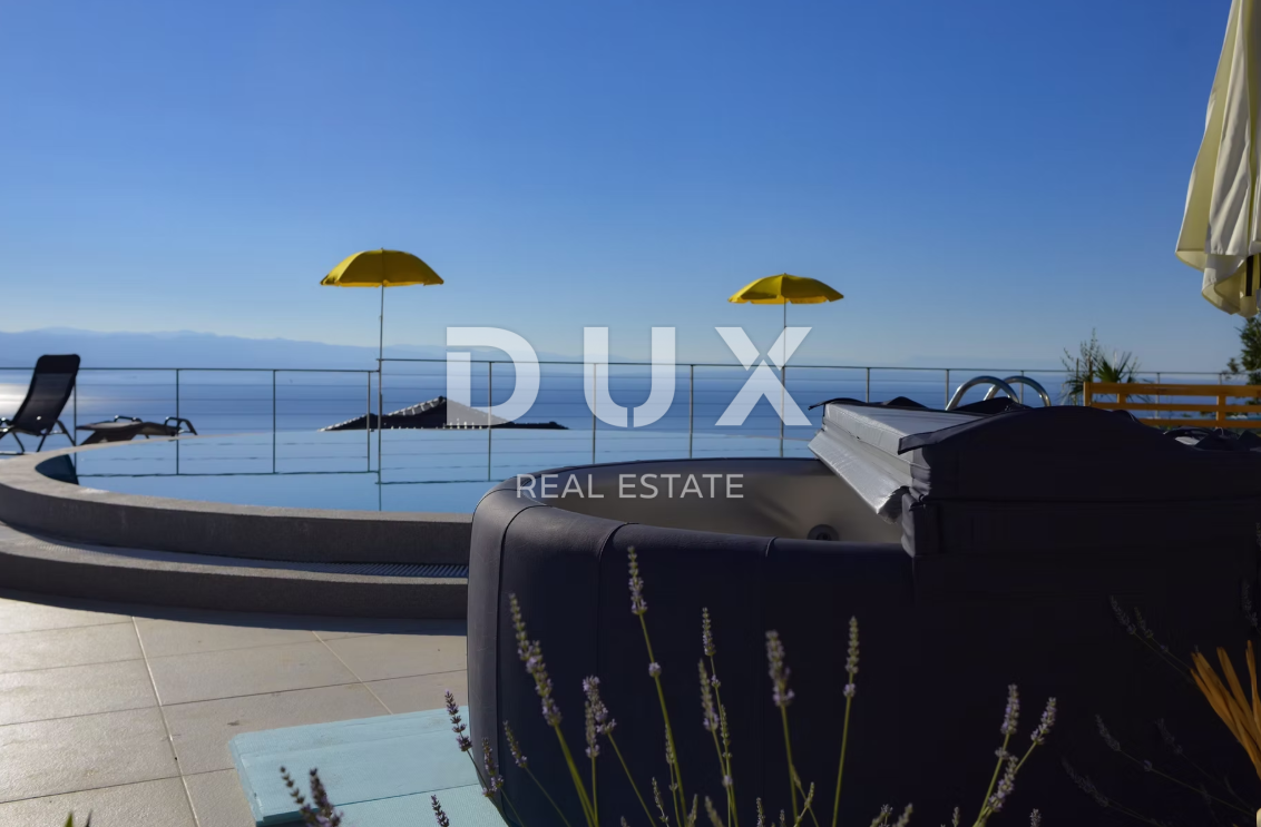 ABBAZIA, LOVRAN - villa 387m2 con vista panoramica sul mare e piscina + area 1200m2