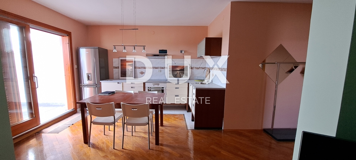CRIKVENICA, JADRANOVO - Bellissimo appartamento, a soli 150 m dal mare