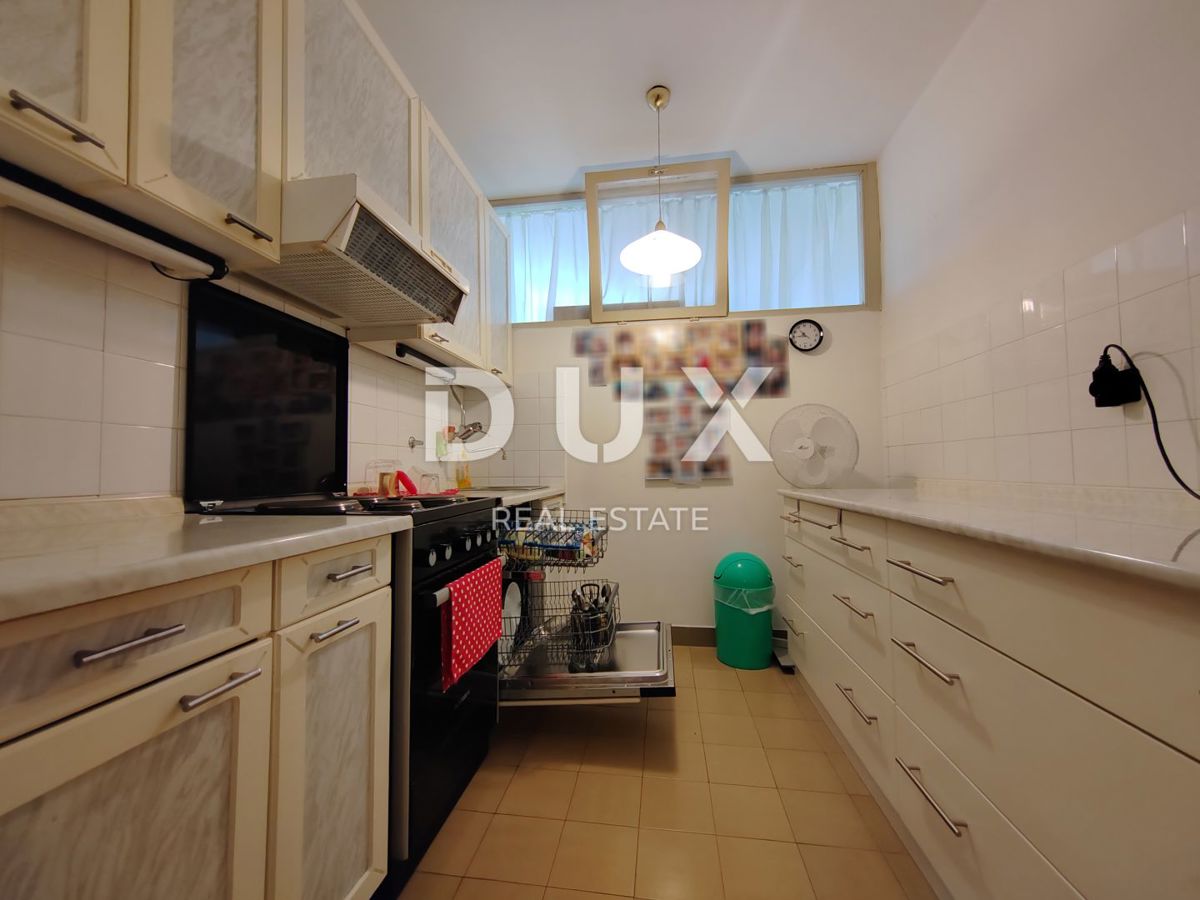 CRIKVENICA – Hrusta, appartamento con due balconi e vista