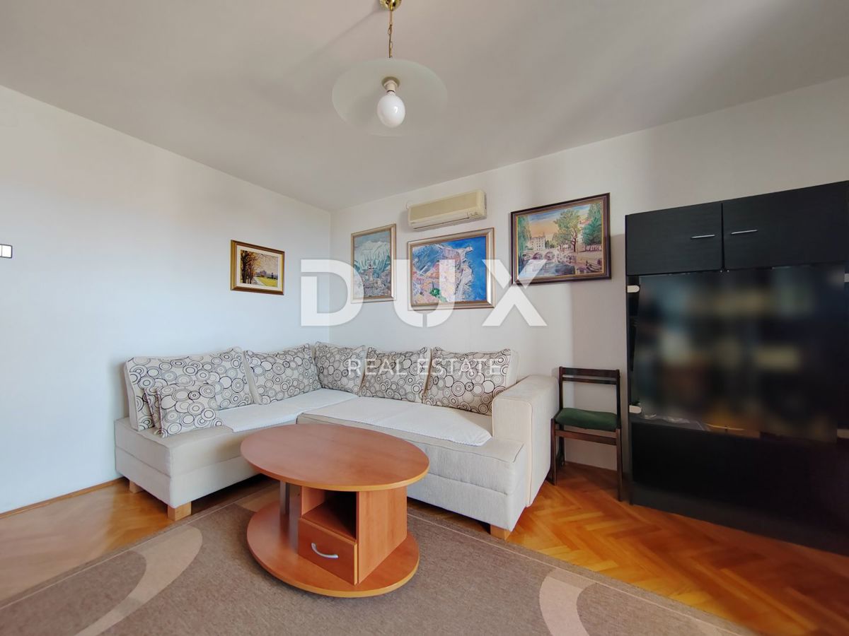 CRIKVENICA – Hrusta, appartamento con due balconi e vista
