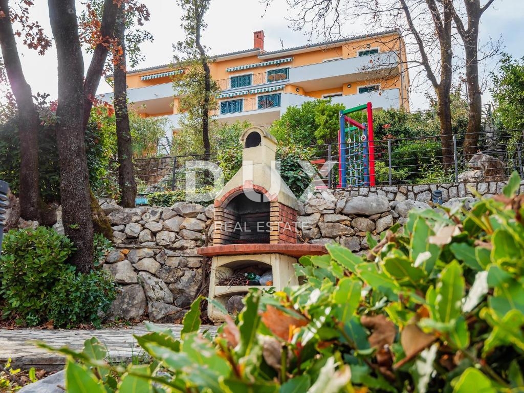 OPATIJA, MOŠĆENIČKA DRAGA - Gioiello d'investimento: Villa isolata, prima fila al mare