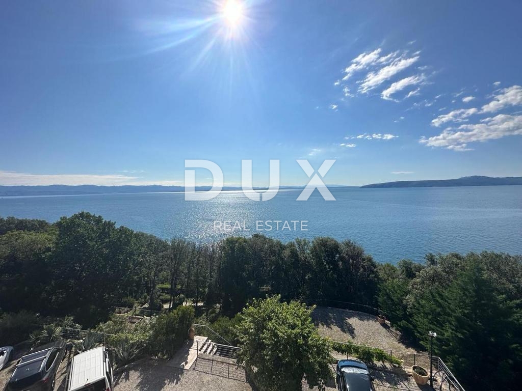 OPATIJA, MOŠĆENIČKA DRAGA - Gioiello d'investimento: Villa isolata, prima fila al mare