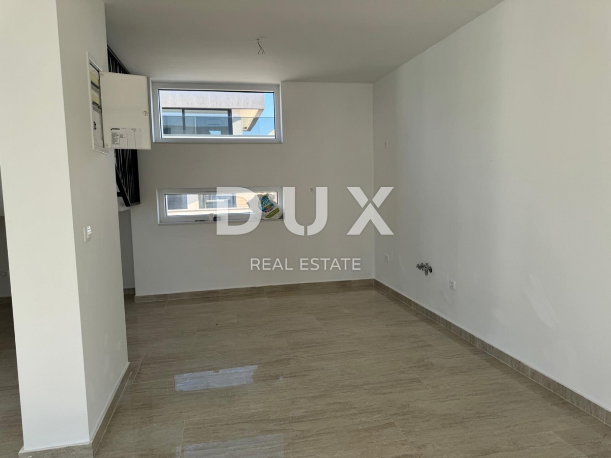 Casa Zemunik Gornji, Zemunik Donji, 217m2