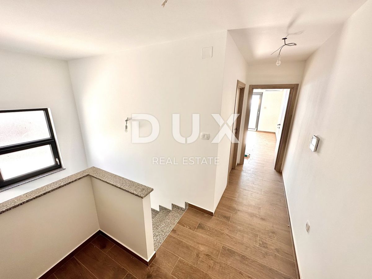CRIKVENICA - Appartamento duplex, 101 m2, vista mare!