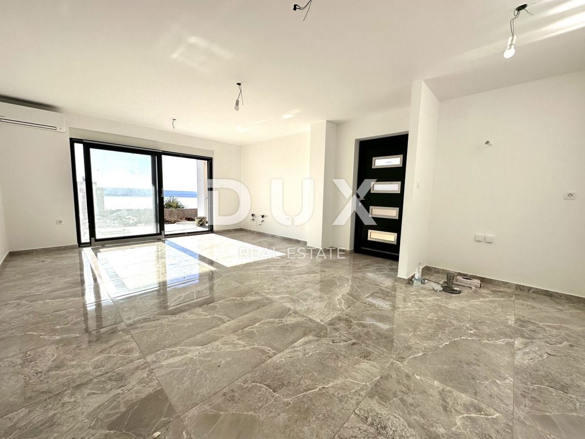 CRIKVENICA - Appartamento duplex, 101 m2, vista mare!