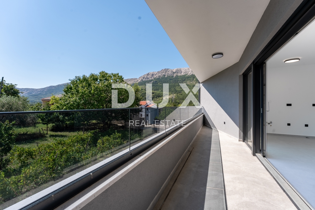 ISOLA DI KRK, BAŠKA (dintorni) - Appartamento con 2 camere da letto in un edificio nuovo con terrazza e 2 posti auto