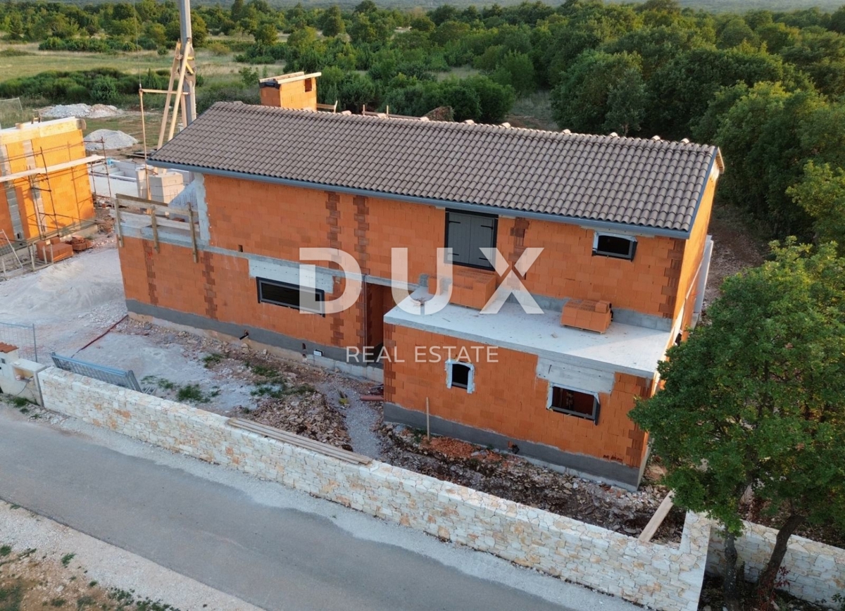 ISTRIA, SVETVINČENAT - Villa da sogno in Istria con piscina e panorama su Brioni!