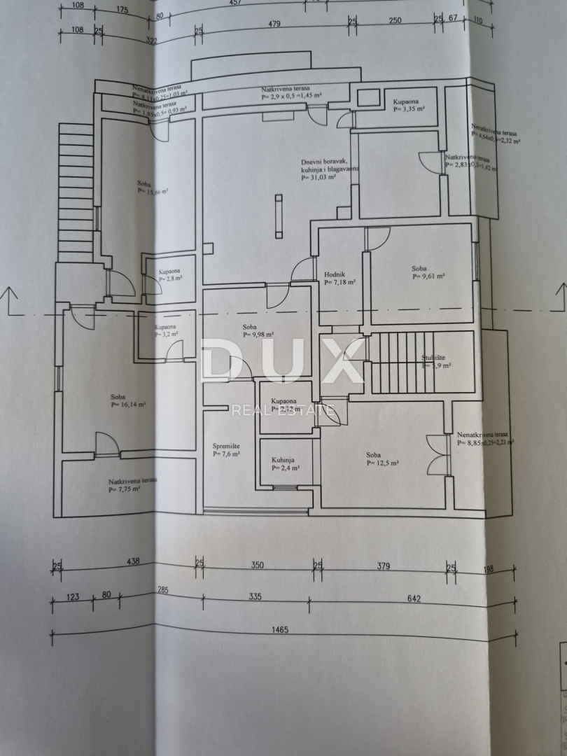 BIBINJE, ZARA - OCCASIONE! Intima oasi verde con 7 appartamenti!