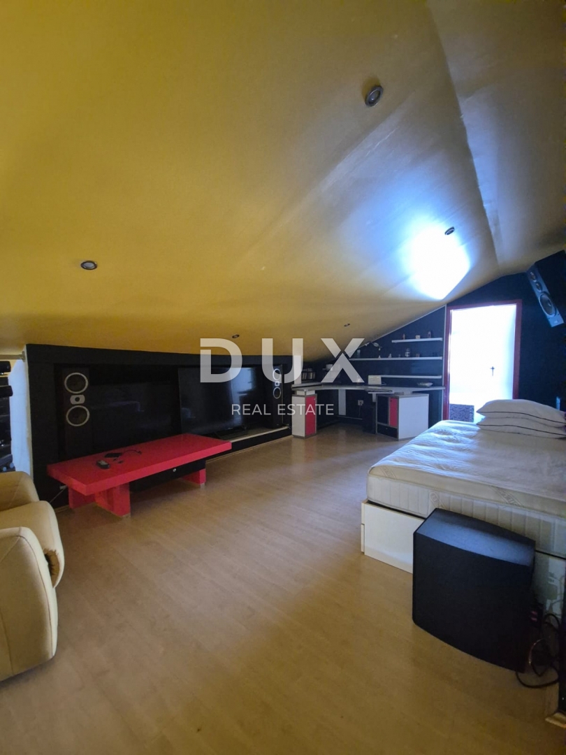 BIBINJE, ZARA - OCCASIONE! Intima oasi verde con 7 appartamenti!