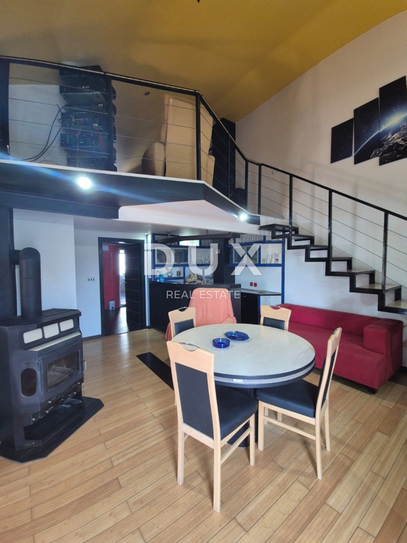 BIBINJE, ZARA - OCCASIONE! Intima oasi verde con 7 appartamenti!