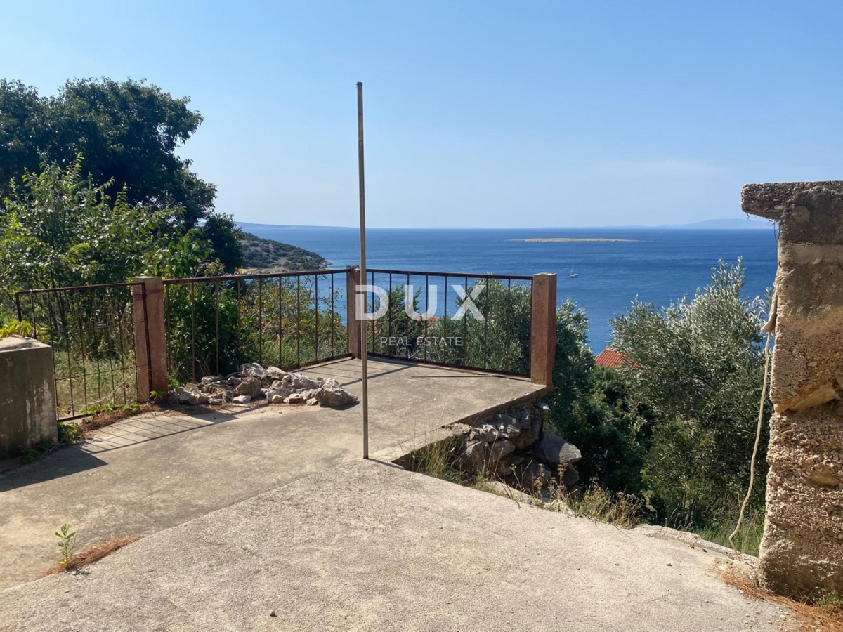 ISOLA DI KRK, STARA BAŠKA - casa con vista panoramica sul mare! OPPORTUNITÀ!