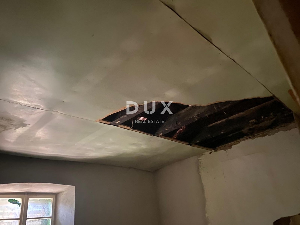 ISOLA DI KRK, STARA BAŠKA - casa con vista panoramica sul mare! OPPORTUNITÀ!