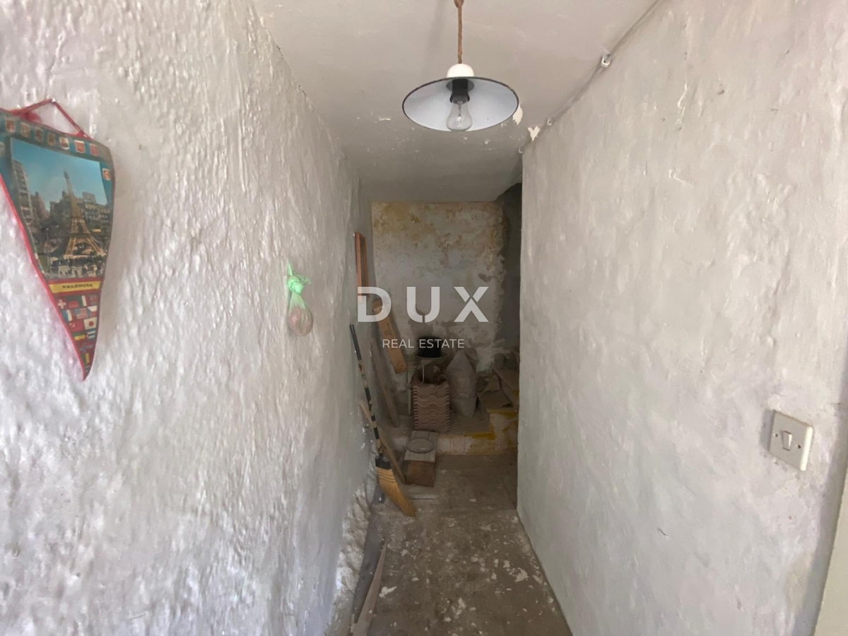 ISOLA DI KRK, STARA BAŠKA - casa con vista panoramica sul mare! OPPORTUNITÀ!