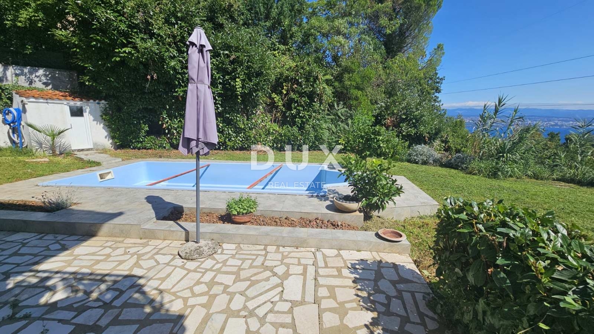 OPATIJA, IKA - Piano di una casa con 2 appartamenti, piscina privata e giardino