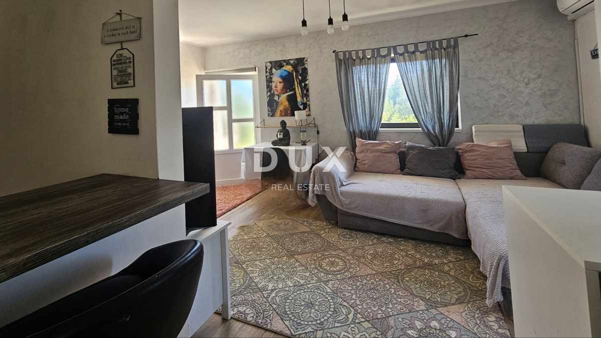 OPATIJA, IKA - Piano di una casa con 2 appartamenti, piscina privata e giardino