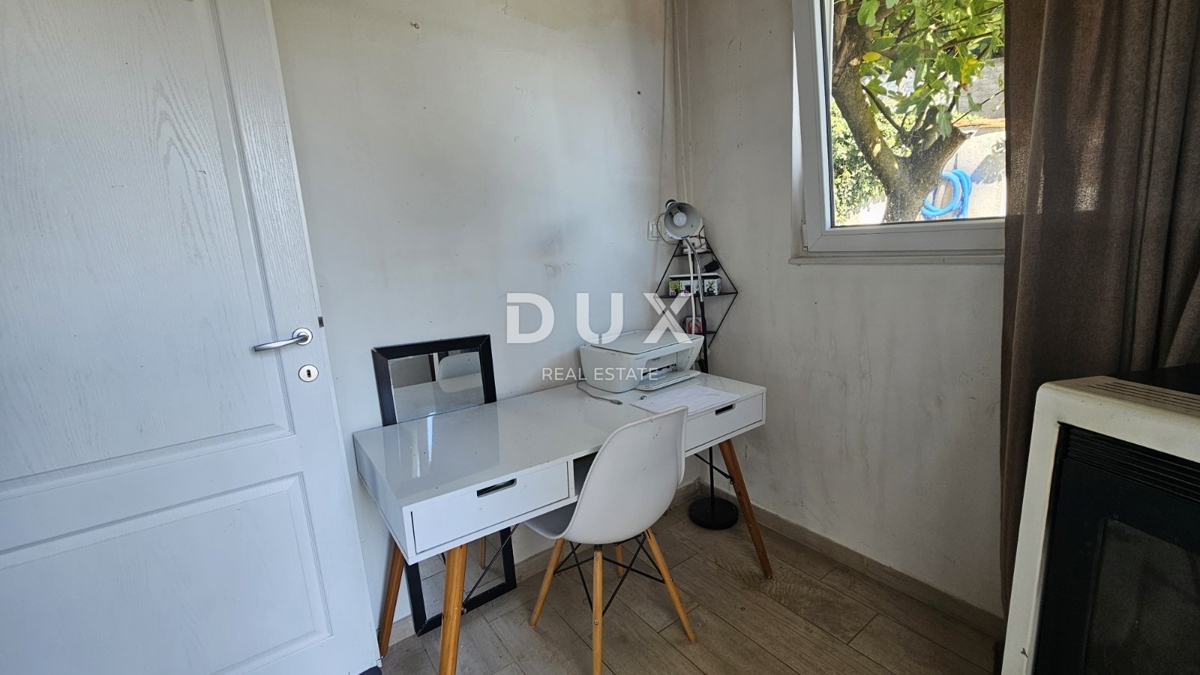 OPATIJA, IKA - Piano di una casa con 2 appartamenti, piscina privata e giardino