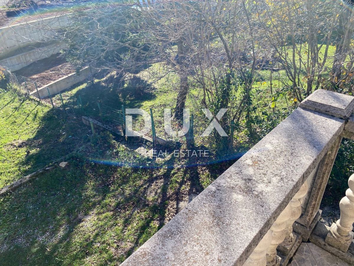 VIŠKOVO, SARŠONI - CASA INDIPENDENTE CON GIARDINO E GARAGE!!! OCCASIONE!!!