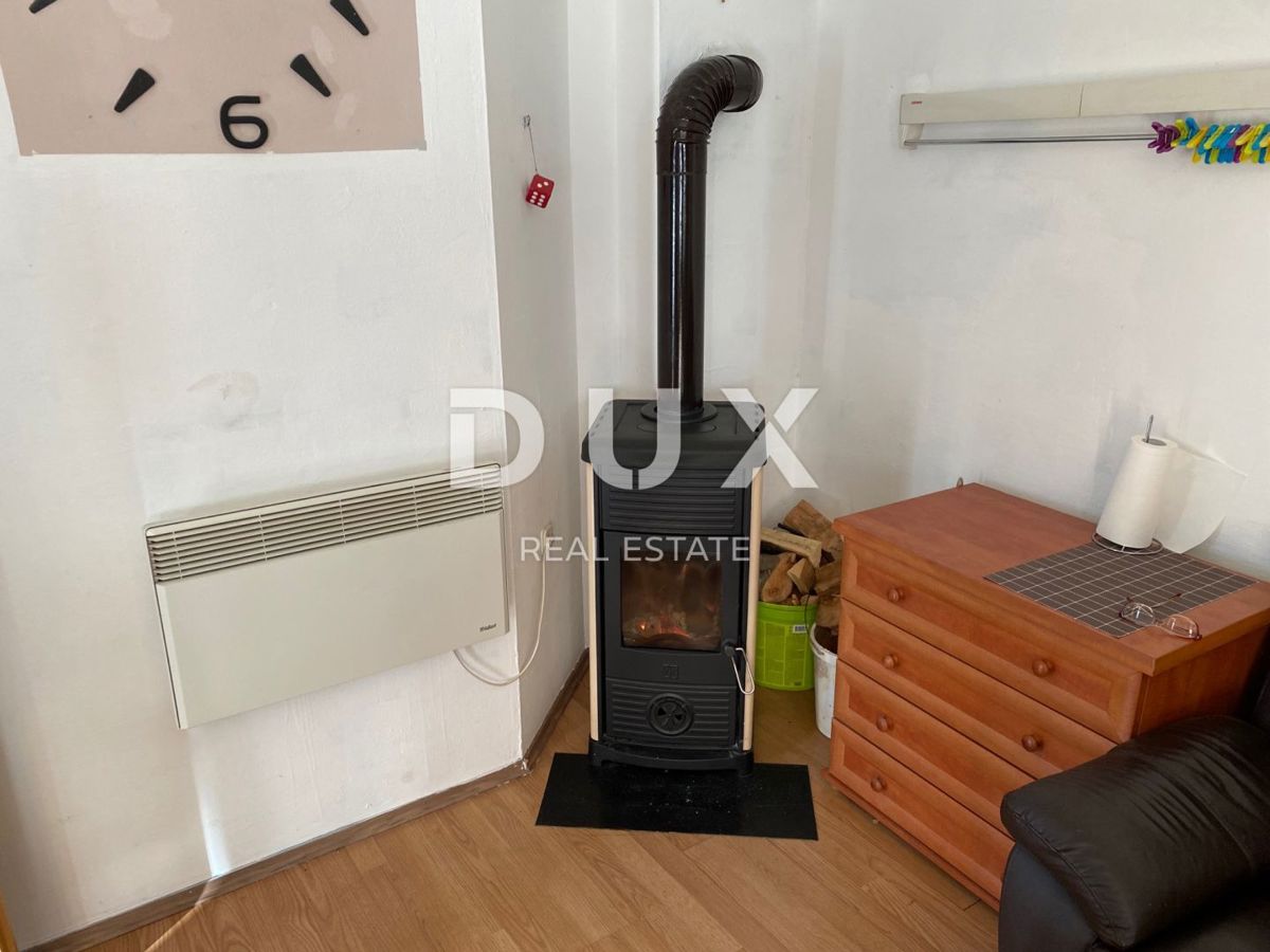 VIŠKOVO, SARŠONI - CASA INDIPENDENTE CON GIARDINO E GARAGE!!! OCCASIONE!!!