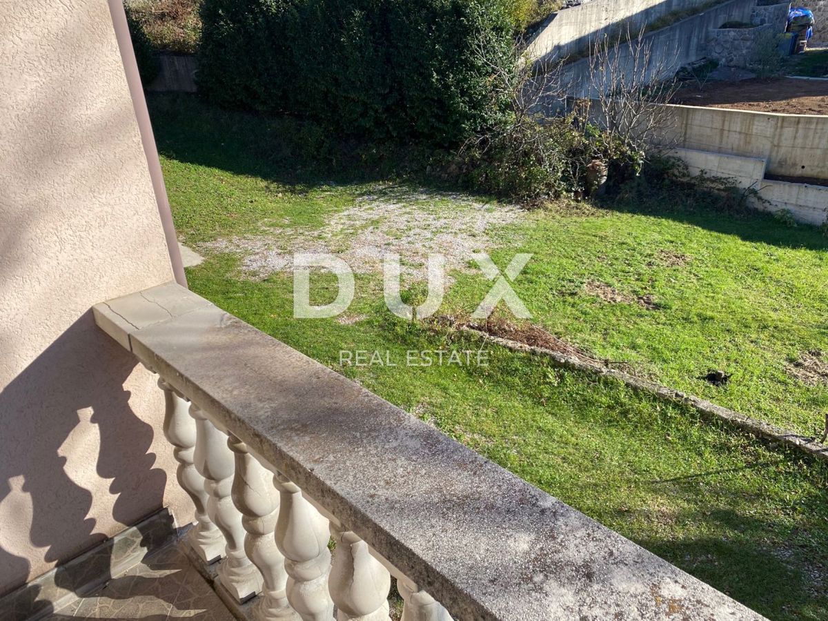 VIŠKOVO, SARŠONI - CASA INDIPENDENTE CON GIARDINO E GARAGE!!! OCCASIONE!!!