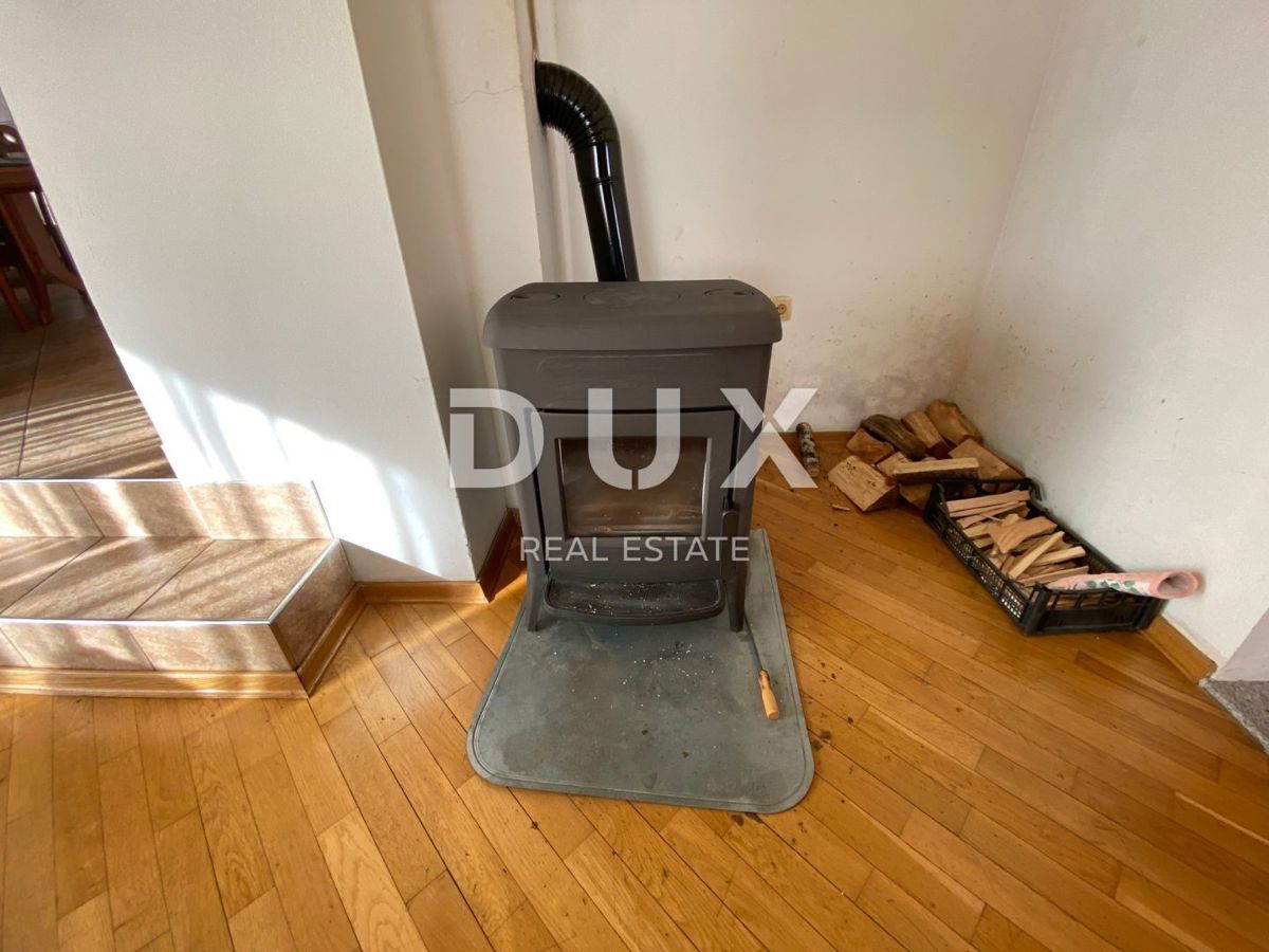 VIŠKOVO, SARŠONI - CASA INDIPENDENTE CON GIARDINO E GARAGE!!! OCCASIONE!!!