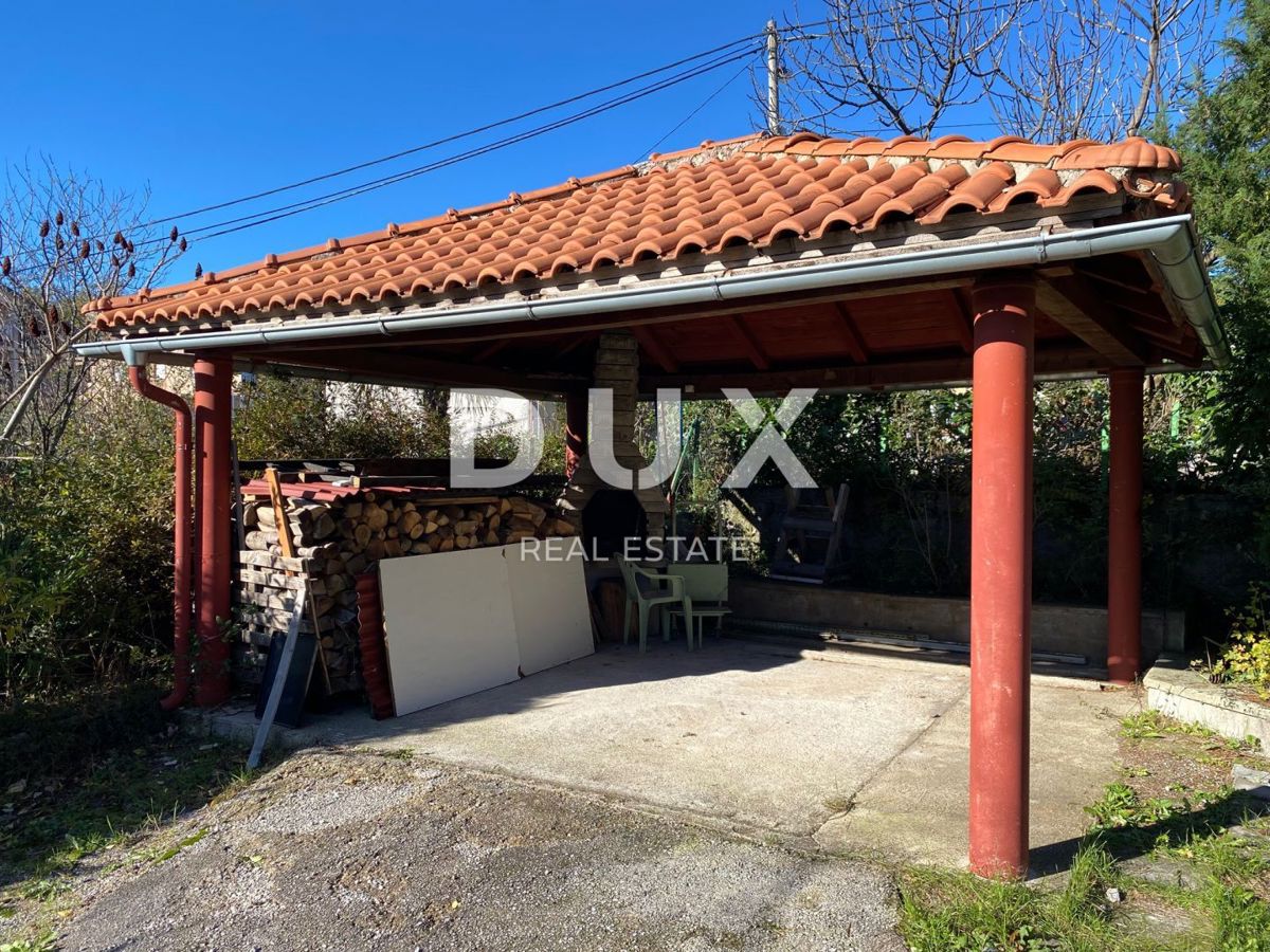 VIŠKOVO, SARŠONI - CASA INDIPENDENTE CON GIARDINO E GARAGE!!! OCCASIONE!!!