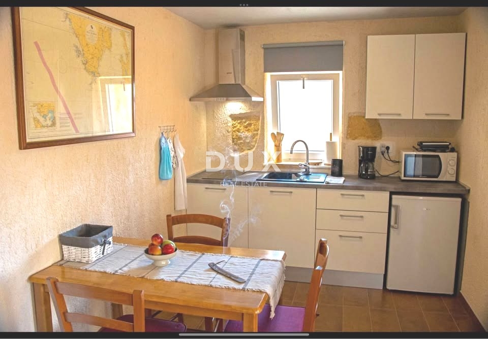 ISTRIA, MEDULIN - Casa in pietra d'Istria + Casa vacanze in ottima posizione