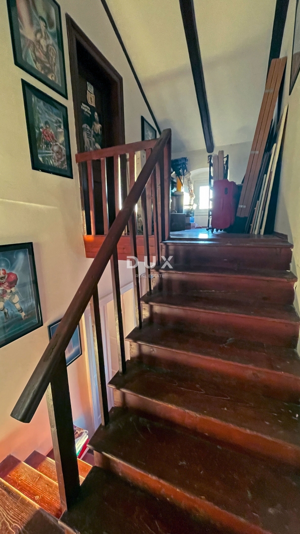 ISTRIA, MEDULIN - Casa in pietra d'Istria + Casa vacanze in ottima posizione