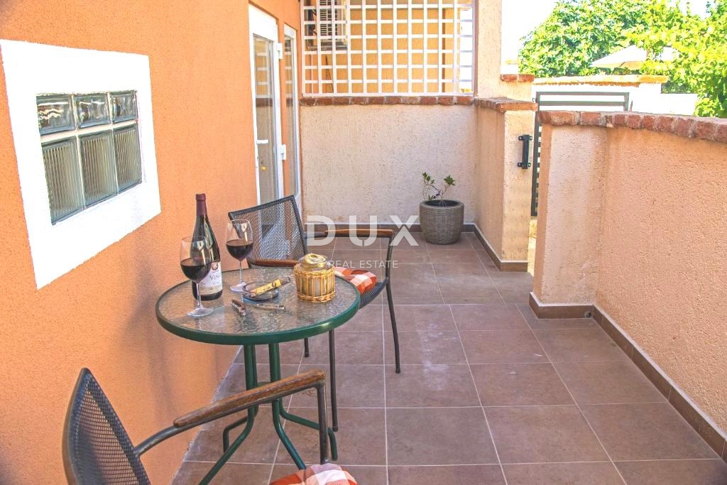 ISTRIA, MEDULIN - Casa in pietra d'Istria + Casa vacanze in ottima posizione