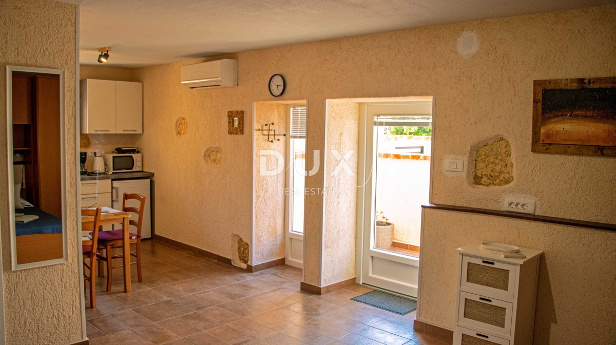 ISTRIA, MEDULIN - Casa in pietra d'Istria + Casa vacanze in ottima posizione