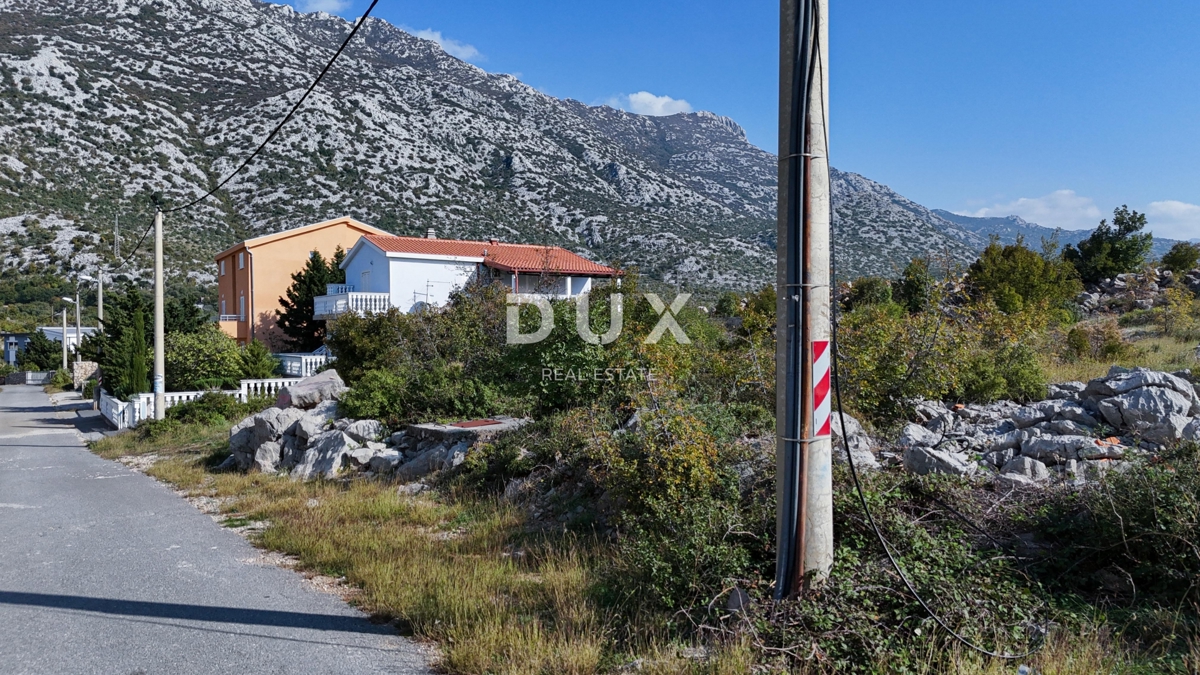 KARLOBAG, CESARICA - Terreno edificabile con costruzione iniziata 