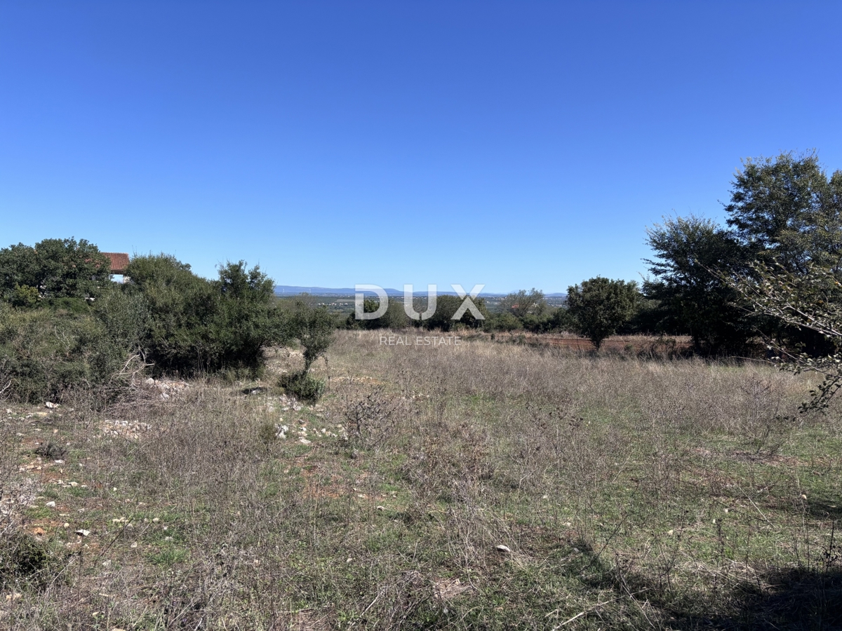 Terreno Donje Raštane, Sveti Filip I Jakov, 5.645m2