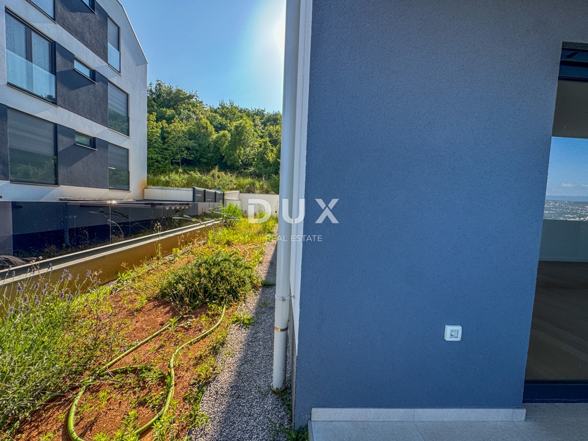 ABBAZIA, CENTRO - lussuoso appartamento in un nuovo edificio con garage e vista panoramica sul mare