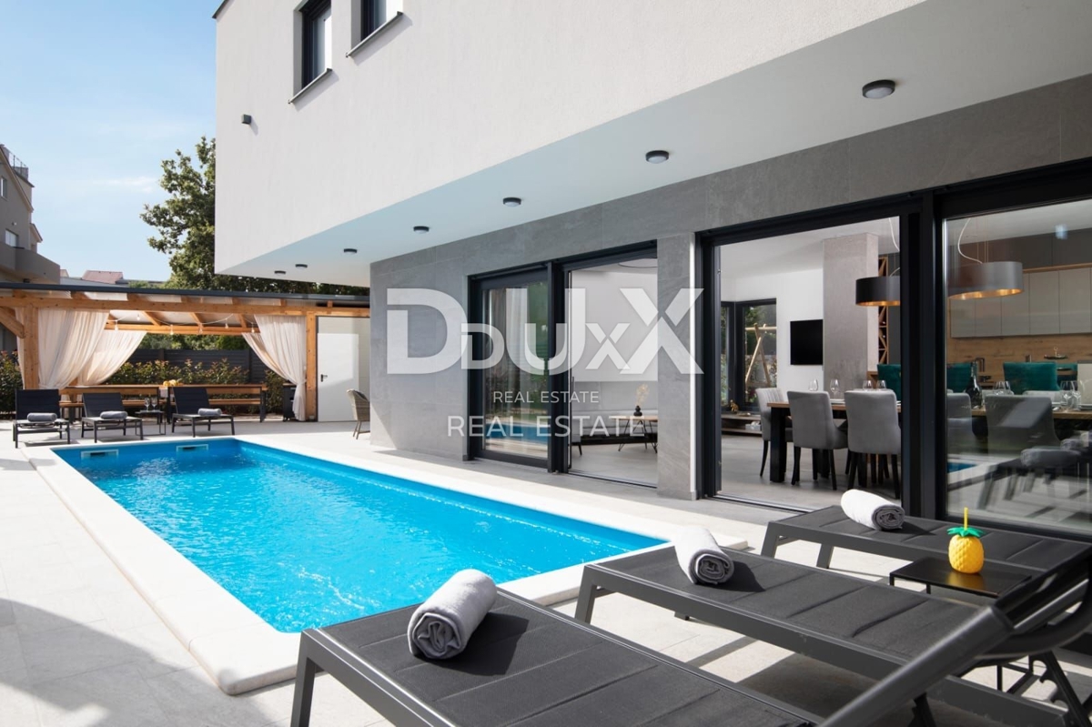 ISTRIA, MEDULIN - Villa di lusso vicino alle spiagge e al lungomare