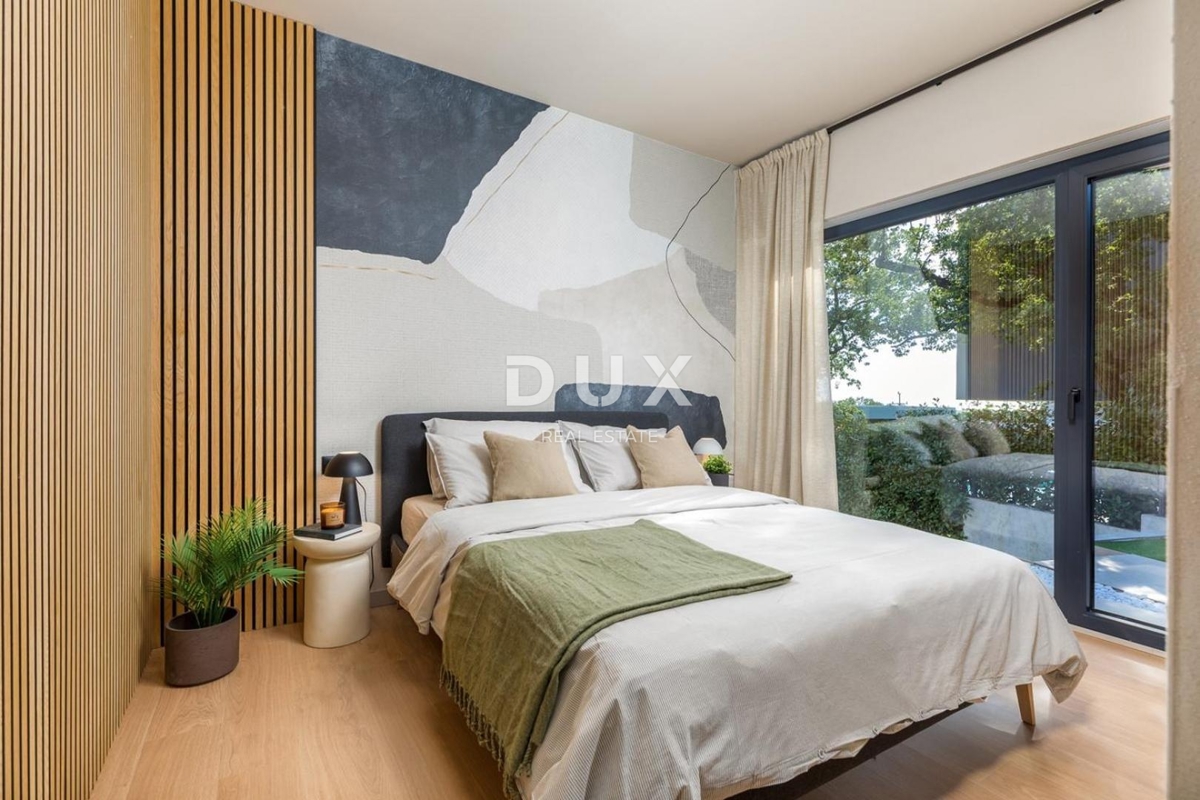 ISTRIA, PARENZO - Casa di design con piscina