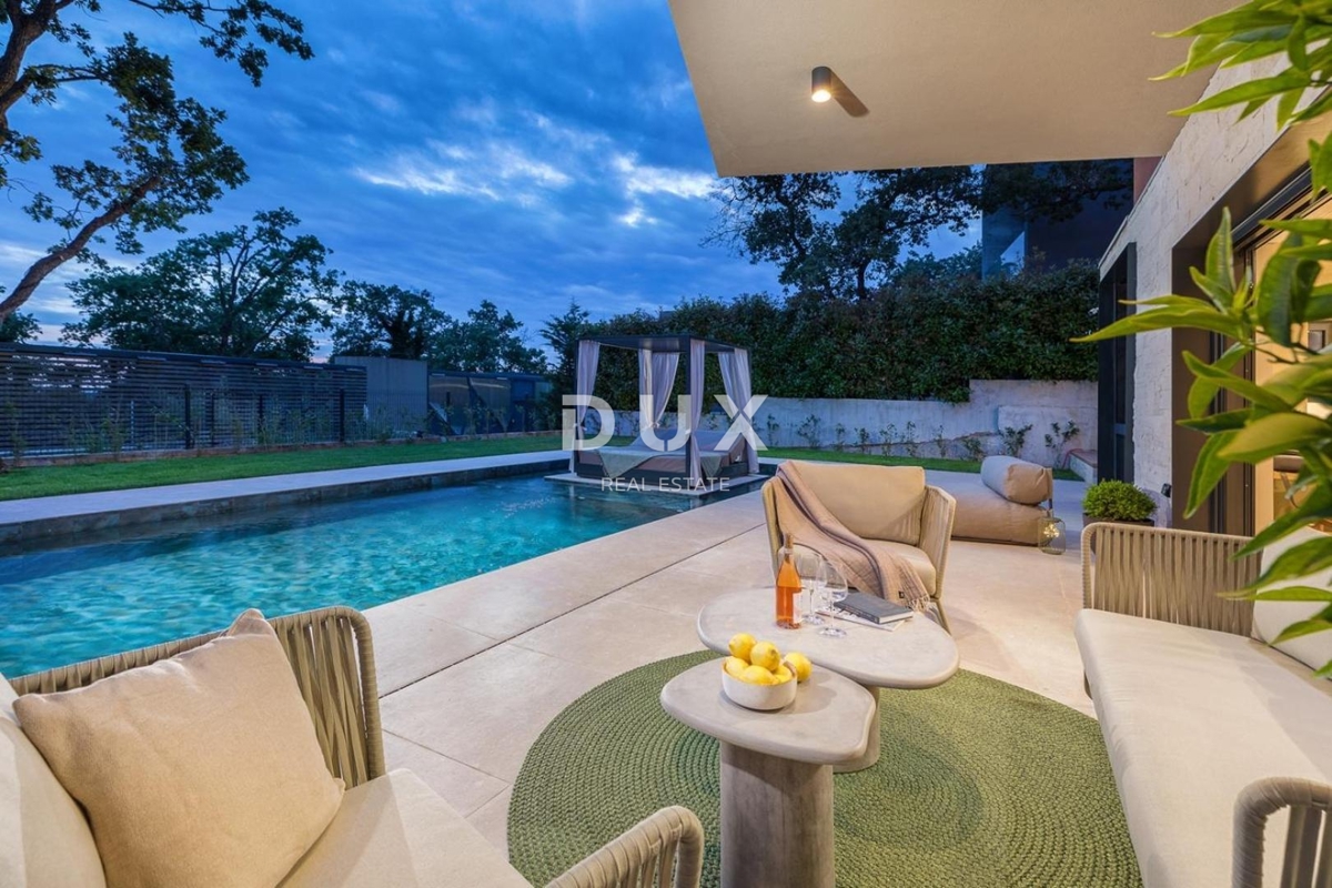 ISTRIA, PARENZO - Casa di design con piscina