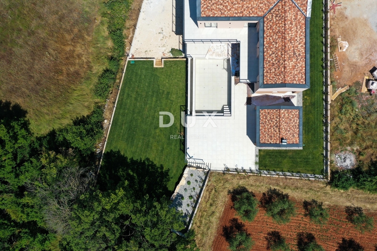 ISTRIA, VIŠNJAN - Casa con piscina ai margini del villaggio
