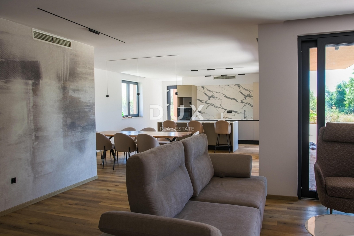 ISTRIA, VIŠNJAN - Casa con piscina ai margini del villaggio