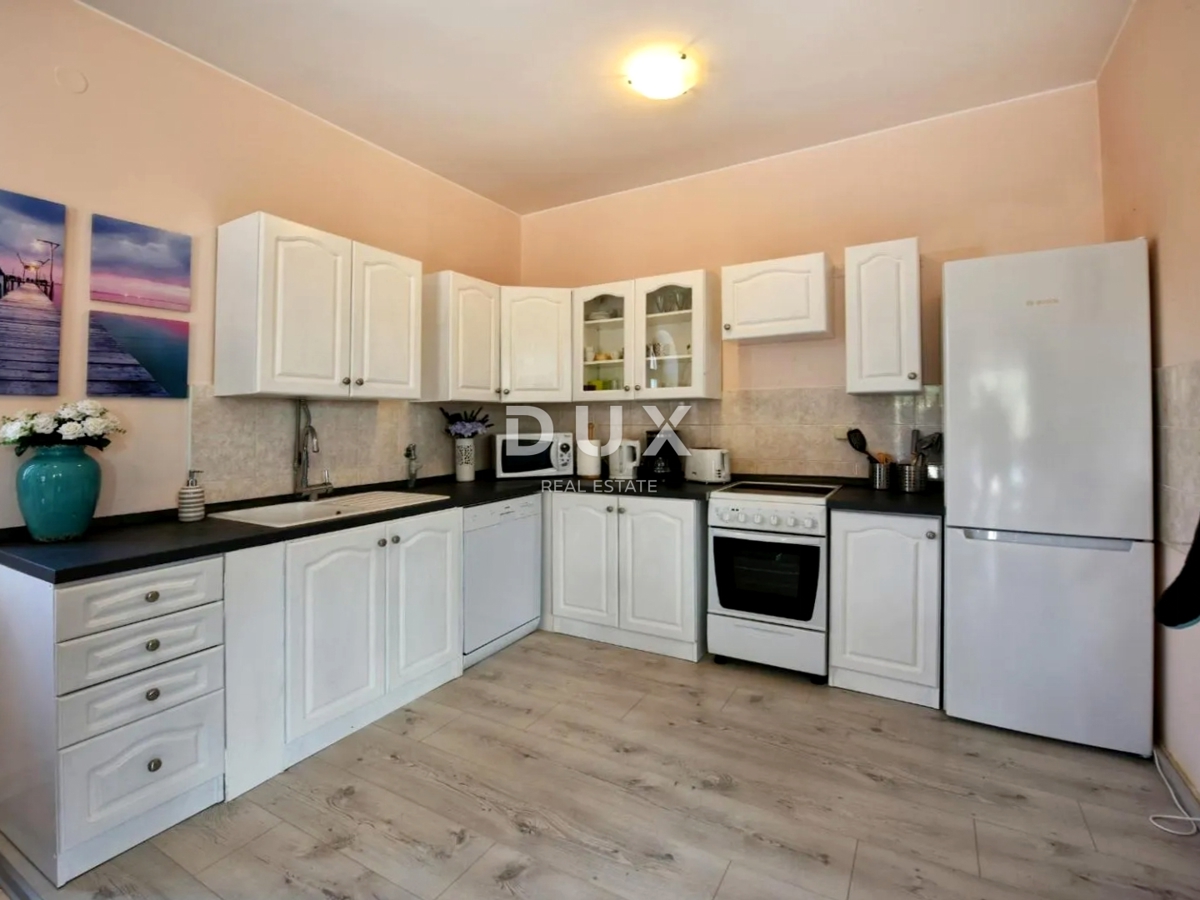 ISTRIA, VIŠNJAN - Casa con piscina