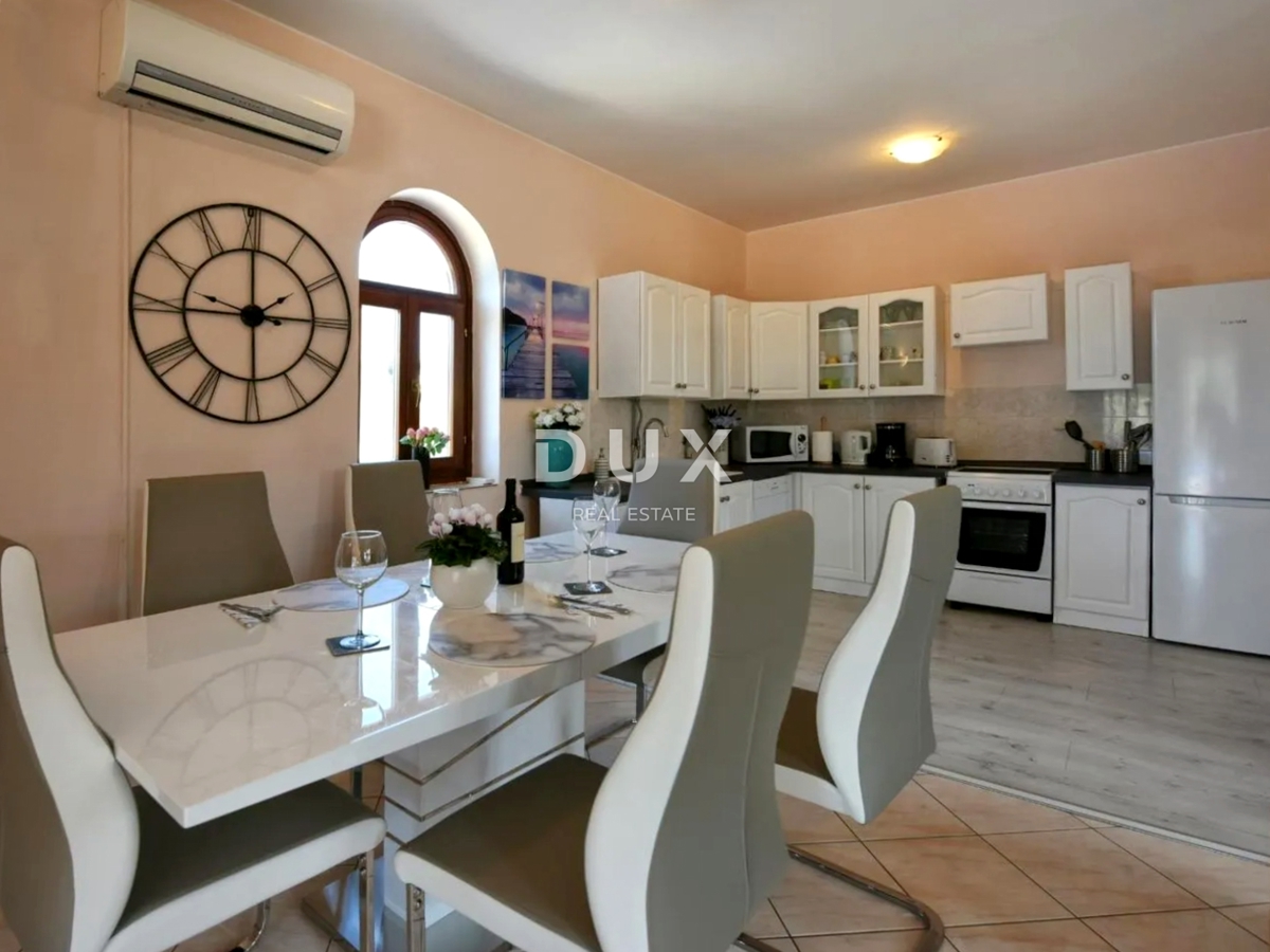 ISTRIA, VIŠNJAN - Casa con piscina