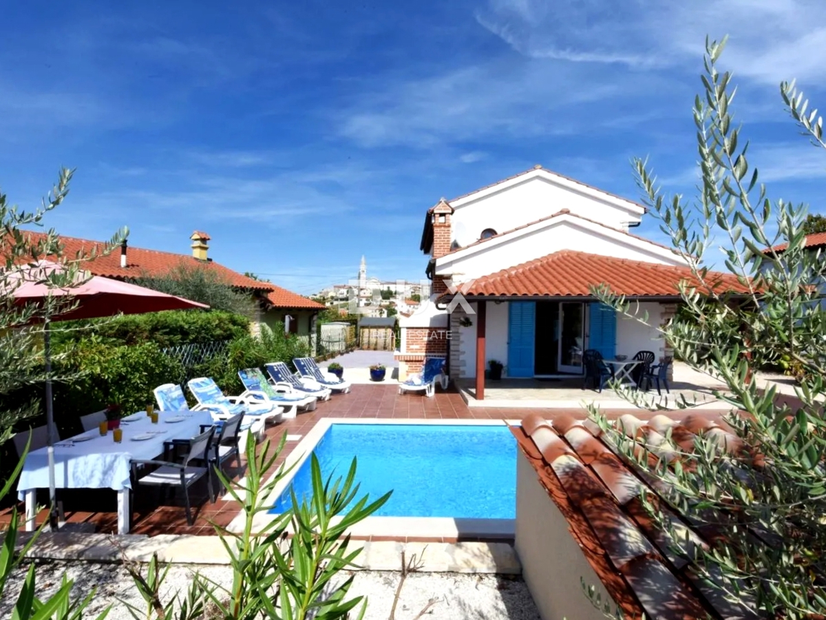 ISTRIA, VIŠNJAN - Casa con piscina