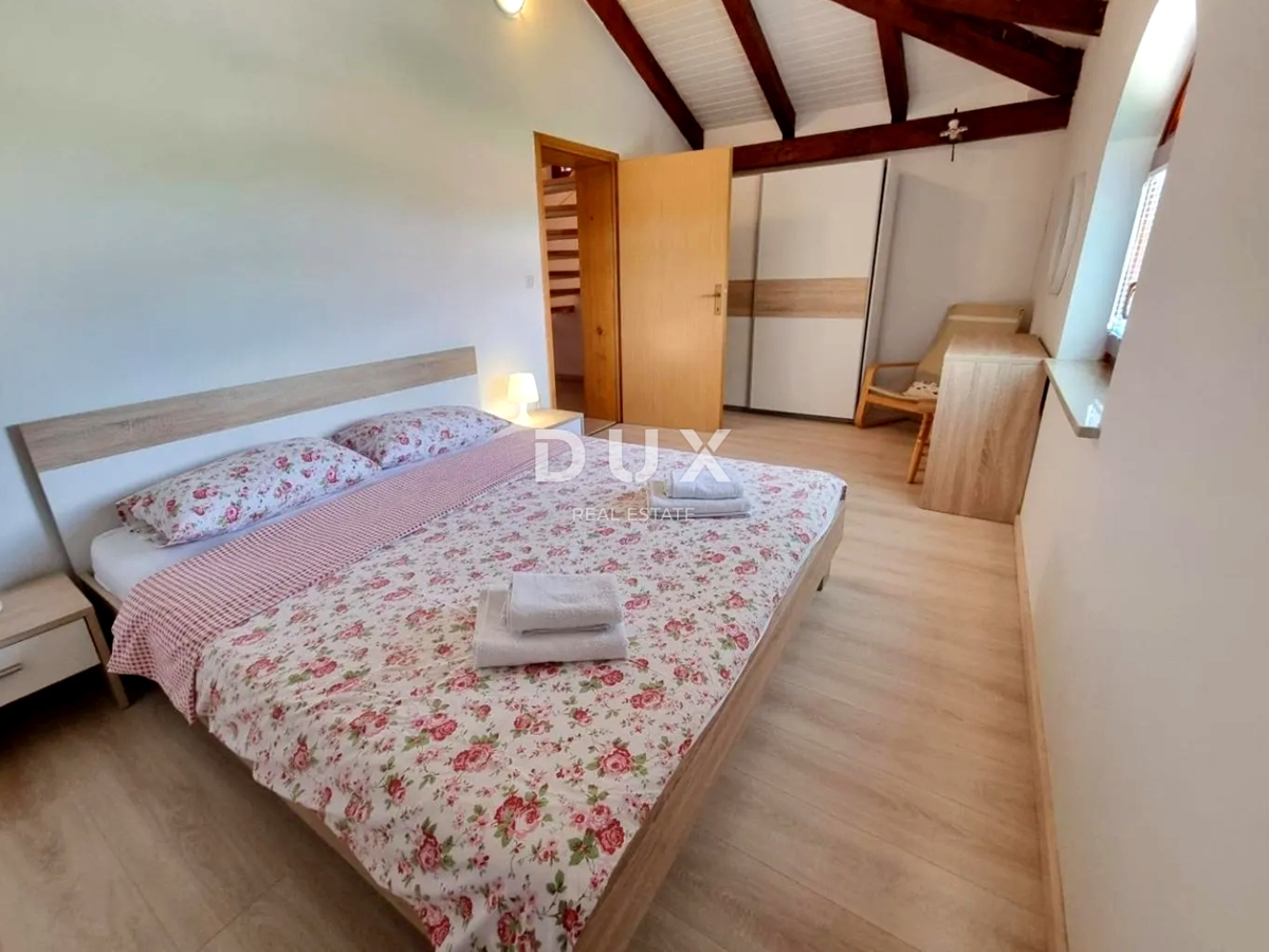 ISTRIA, VIŠNJAN - Casa con piscina