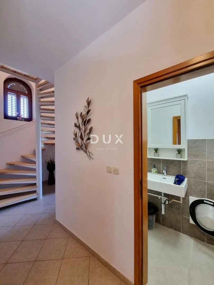 ISTRIA, VIŠNJAN - Casa con piscina