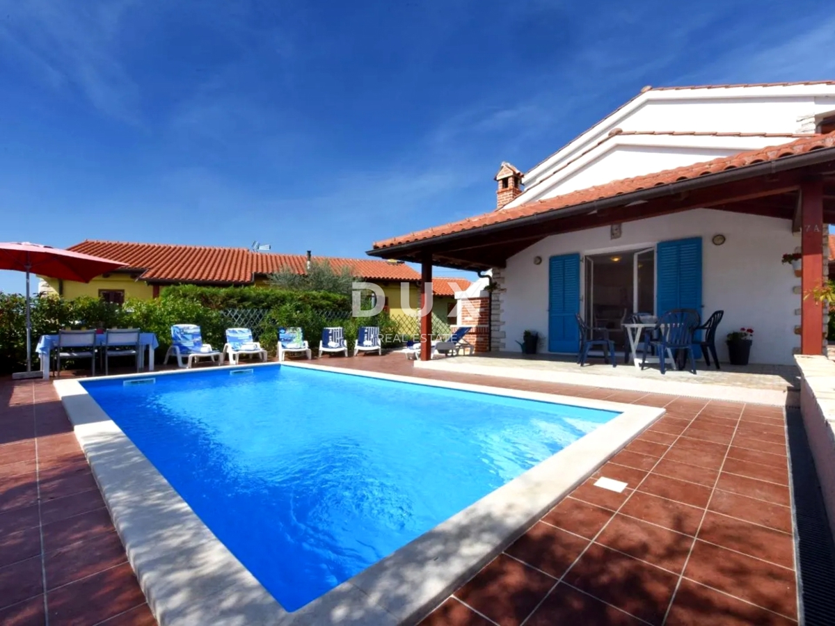 ISTRIA, VIŠNJAN - Casa con piscina