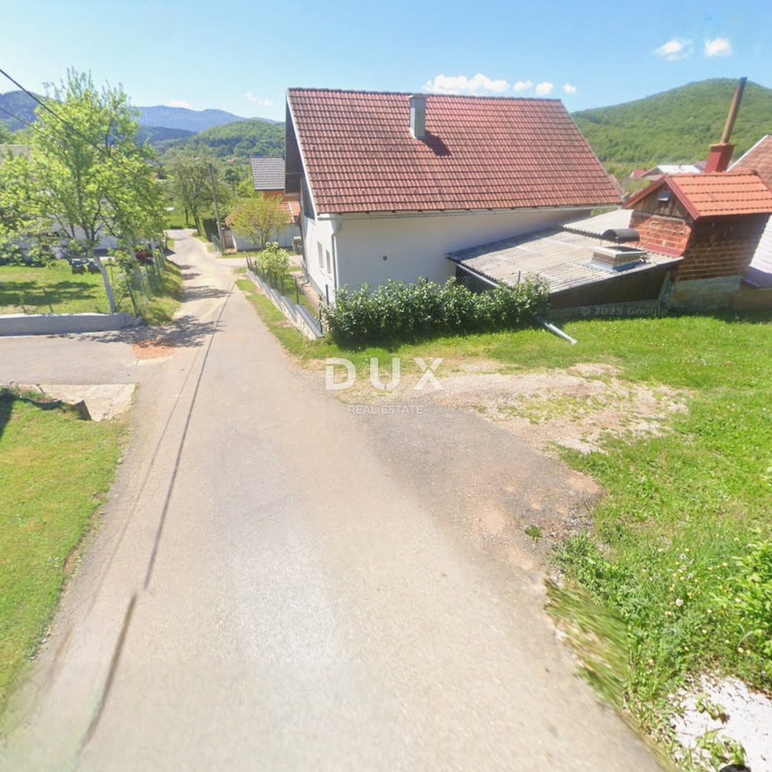 LIKA, OTOČAC, PROZOR - terreno 11200m2 (4000m2 edificabili + 7200m2 agricoli) vicino al fiume Gacka 