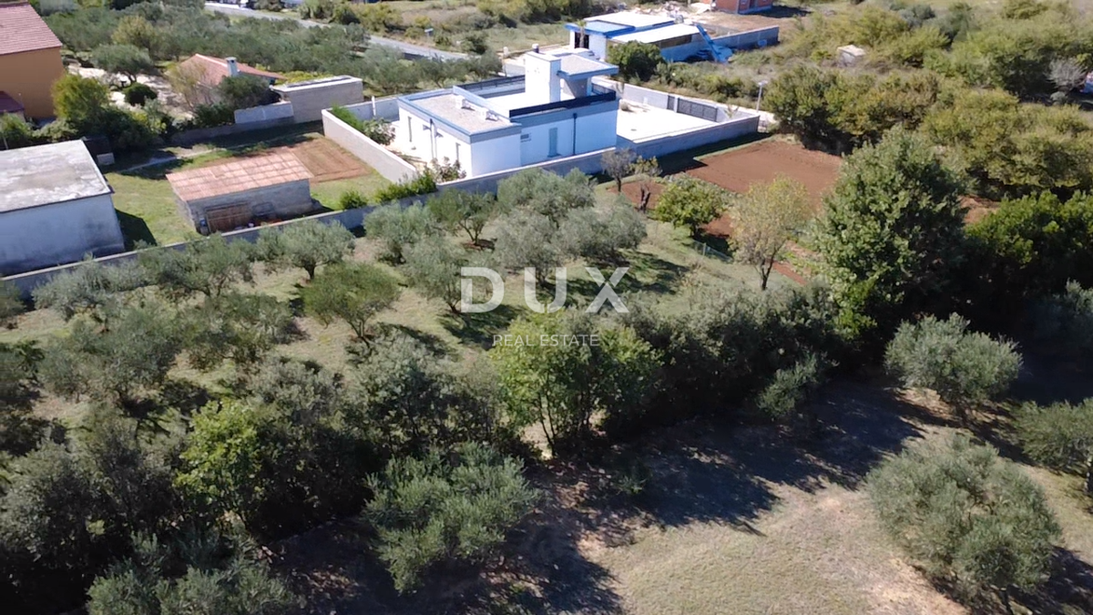 ZADAR, VRSI – Terreno attraente in un villaggio tranquillo! A2