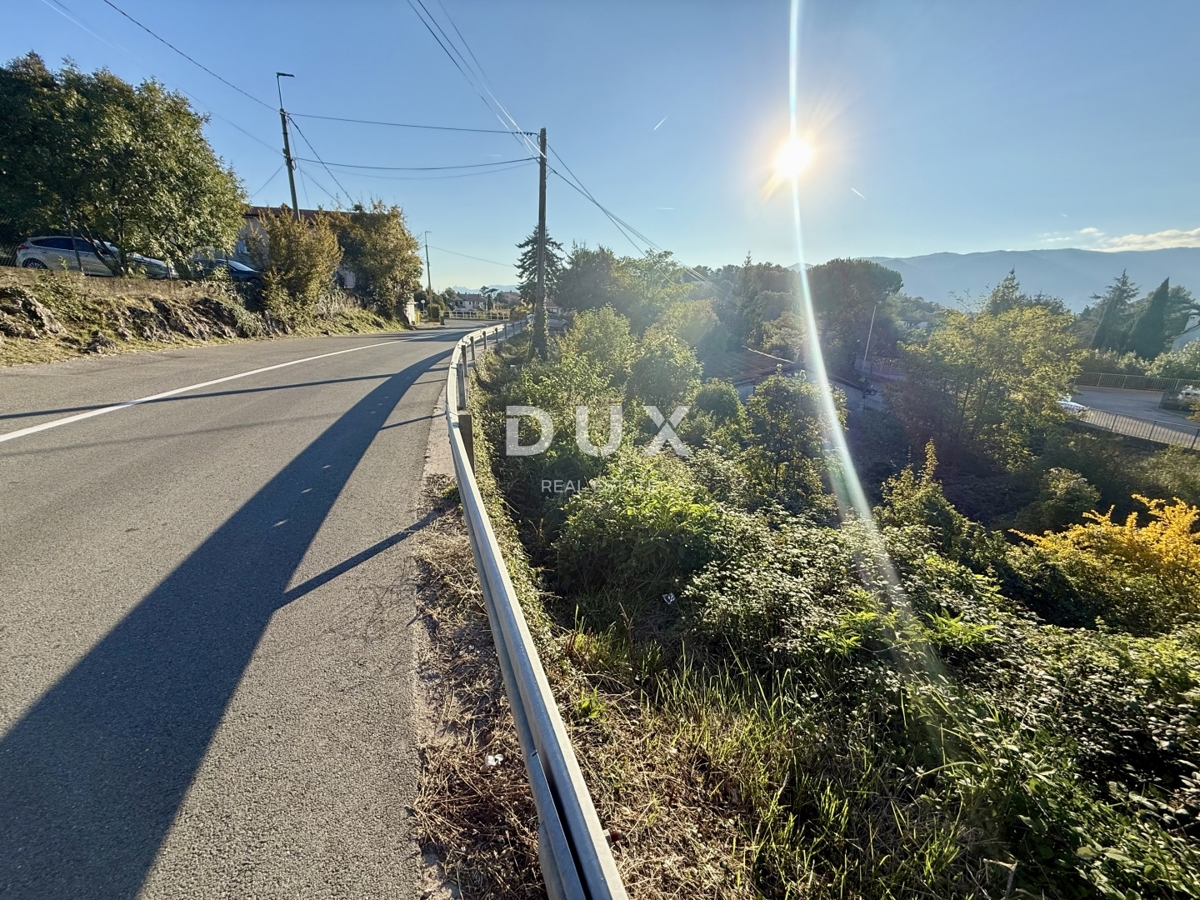KASTAV, RUBEŠI - Terreno edificabile per la costruzione di una casa unifamiliare!