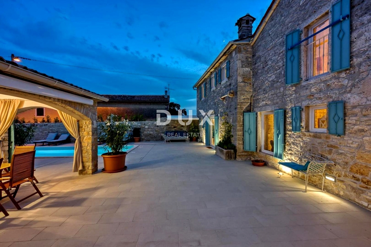 ISTRIA, SVETI LOVREČ - Casa in pietra con piscina