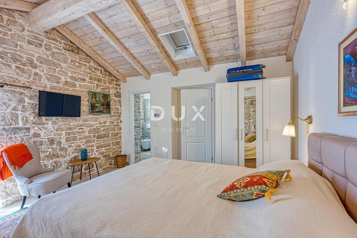 ISTRIA, SVETI LOVREČ - Casa in pietra con piscina