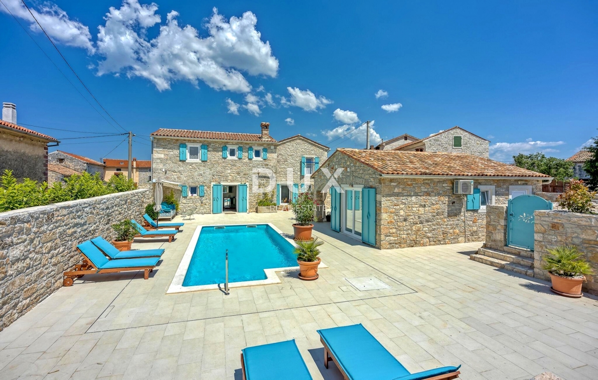 ISTRIA, SVETI LOVREČ - Casa in pietra con piscina