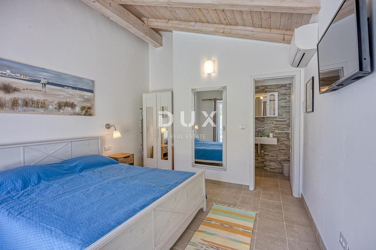 ISTRIA, SVETI LOVREČ - Casa in pietra con piscina